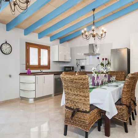 Botellas Holiday home
